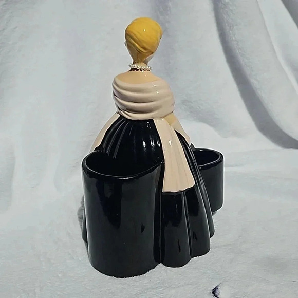 2004 FIGURINE - Picture 3 of 13